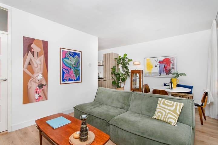 Photo 4 of Jungfrau 83