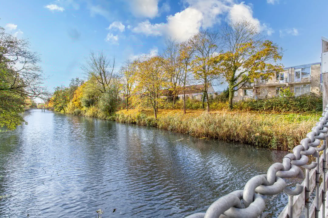 Foto 23 van Jungfrau 83