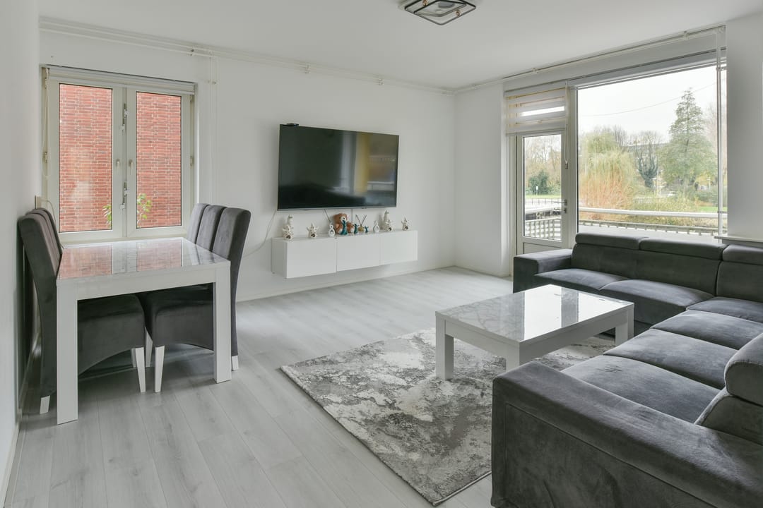 Foto 1 van Willem Molengraaffstraat 24-H