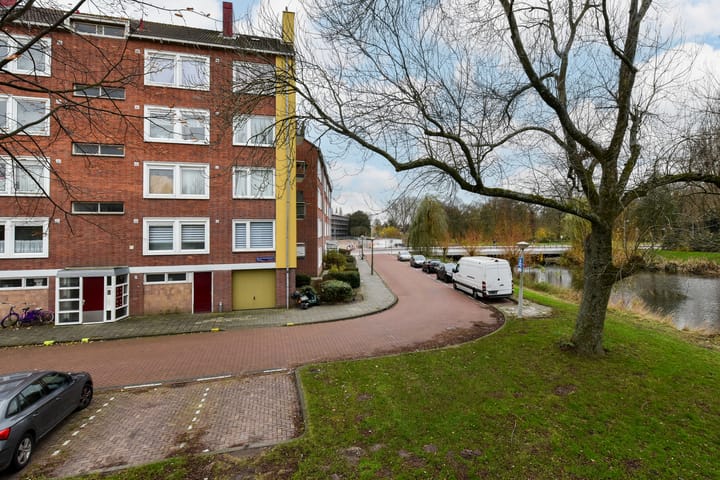 Photo 23 of Willem Molengraaffstraat 24-H