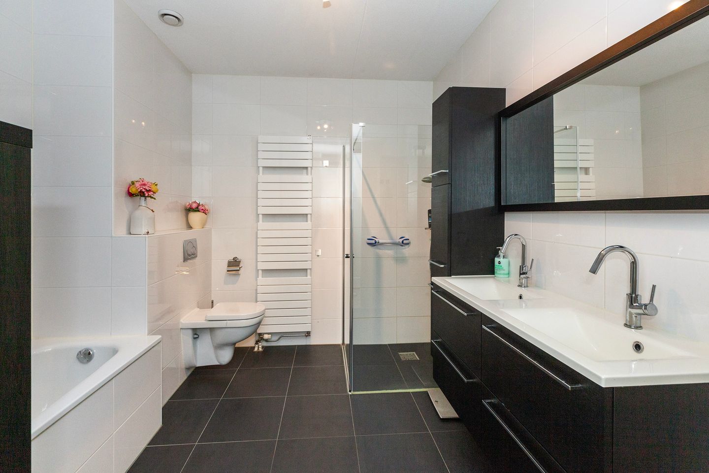 Photo 25 of Thorbeckestraat 28