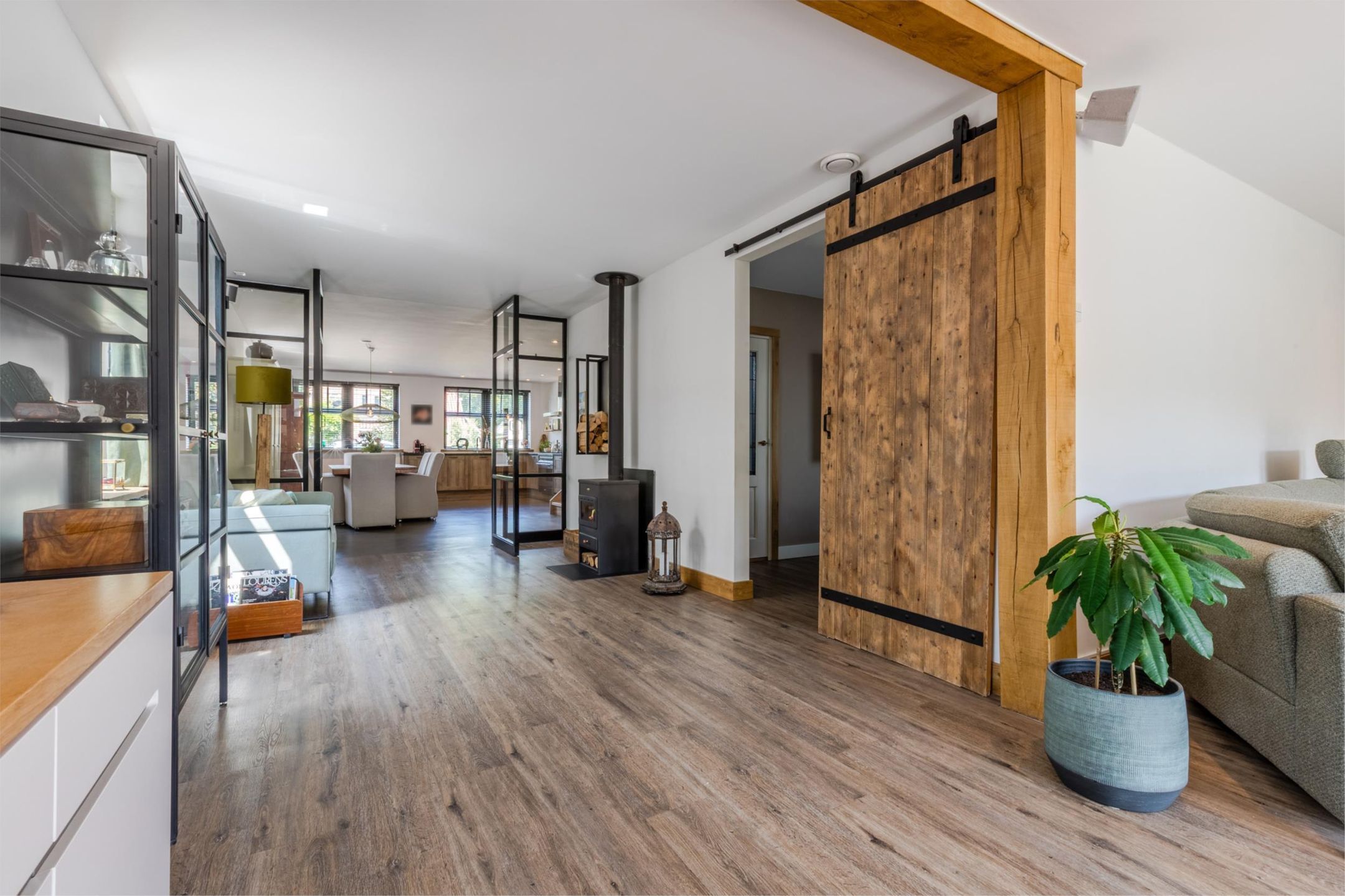 Foto 18 van Middenweg 296