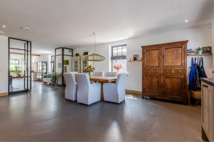 Foto 24 van Middenweg 296