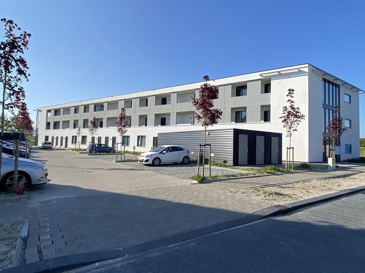 Photo 2 of Midwaystraat 16-E