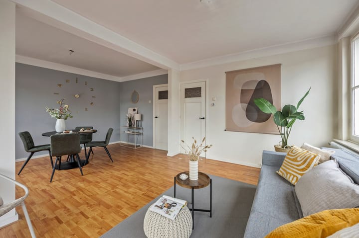 Photo 11 of Louis Regoutstraat 1-A