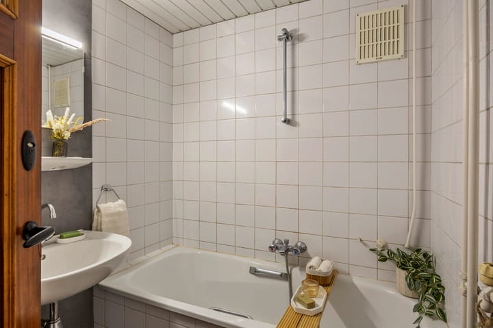 Photo 30 of Louis Regoutstraat 1-A