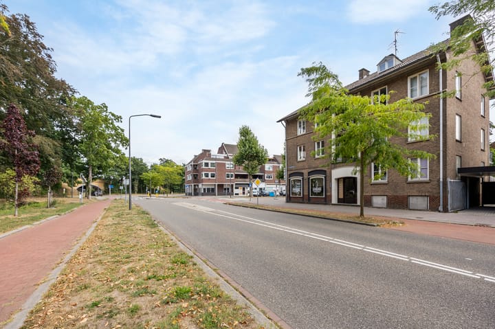 Photo 31 of Louis Regoutstraat 1-A