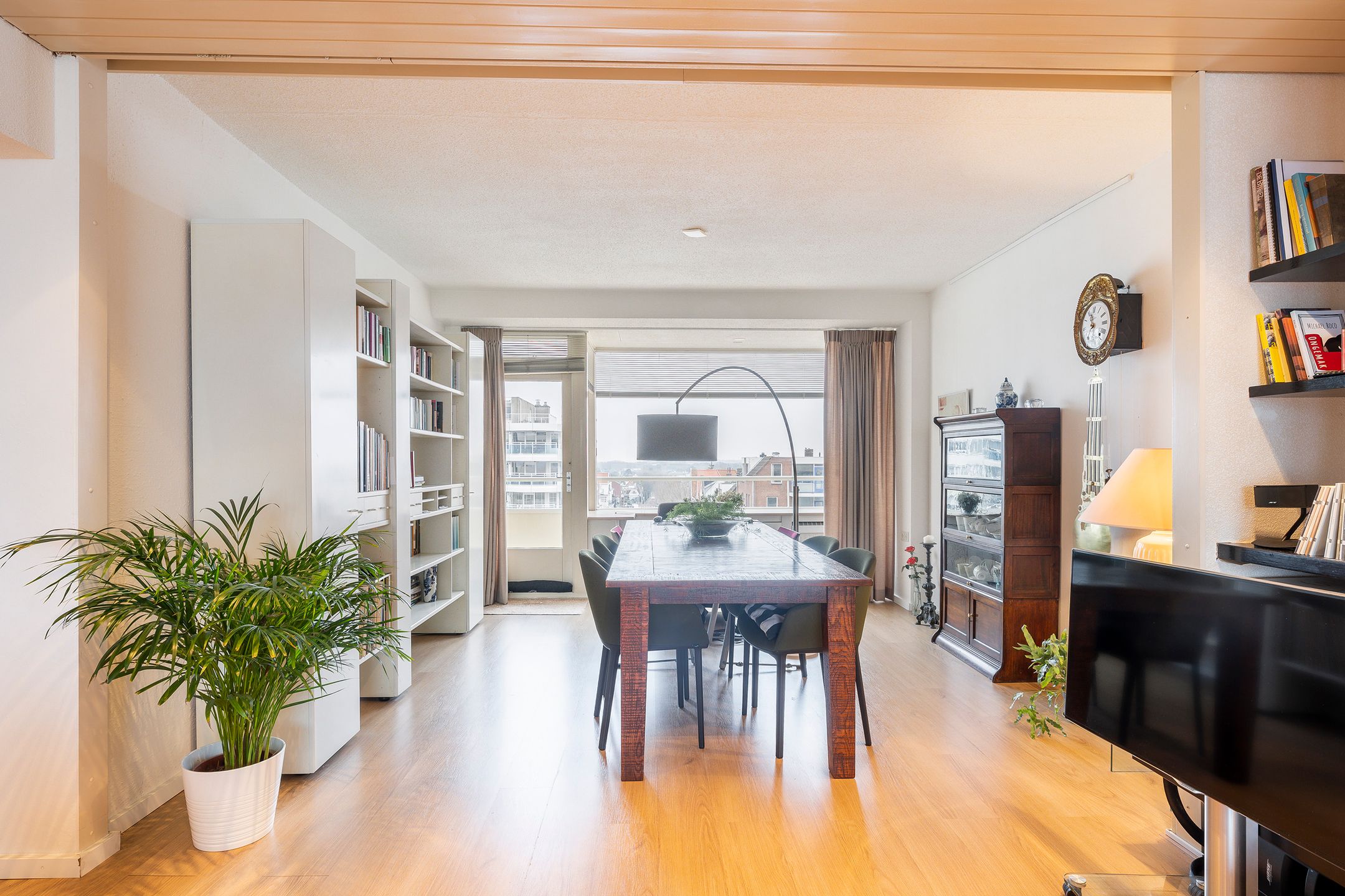 Photo 3 of Burgemeester van Fenemaplein 7-F6