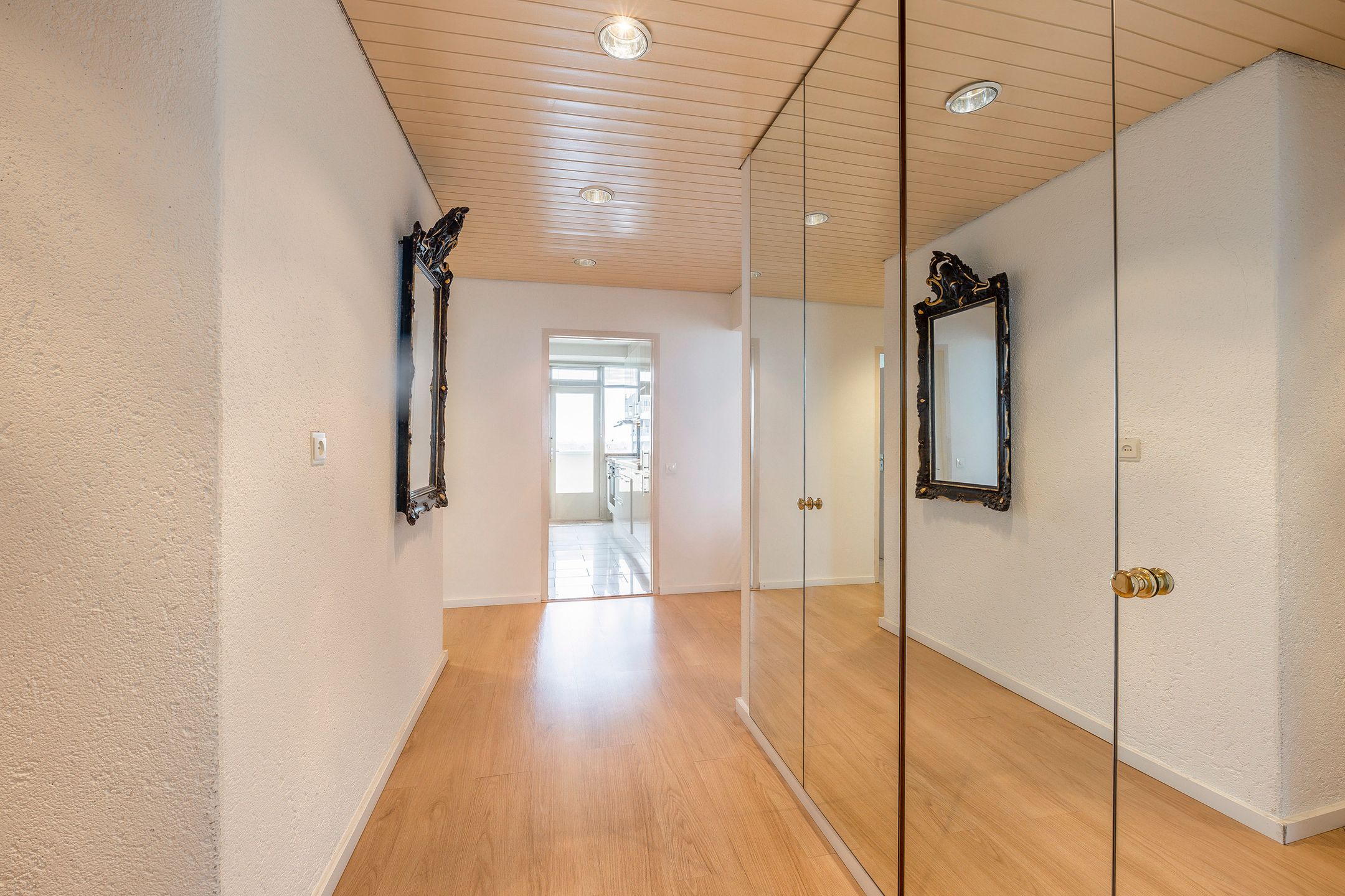 Photo 18 of Burgemeester van Fenemaplein 7-F6