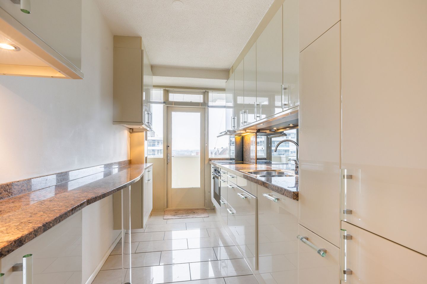 Photo 20 of Burgemeester van Fenemaplein 7-F6