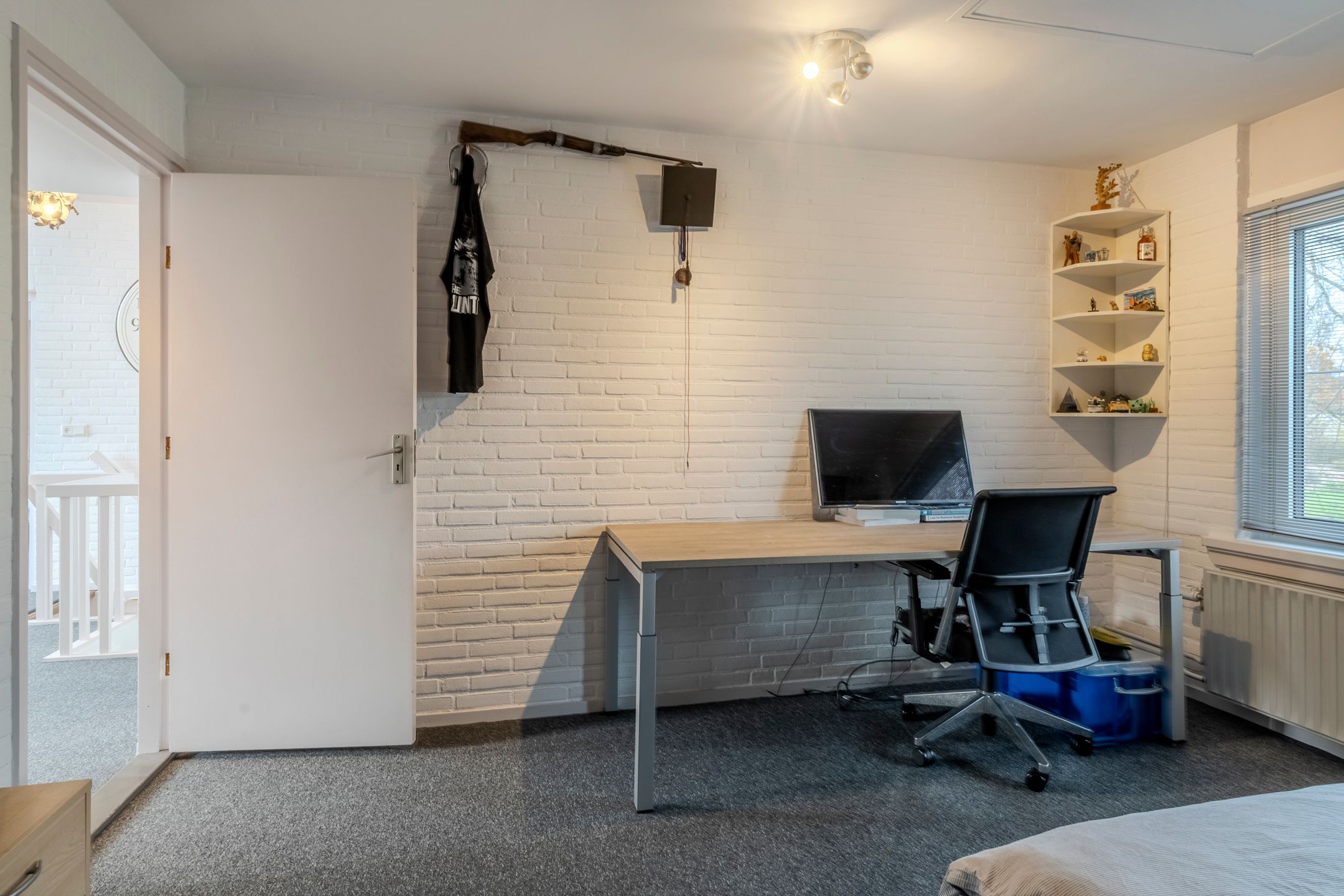 Photo 45 of Batelaar 6