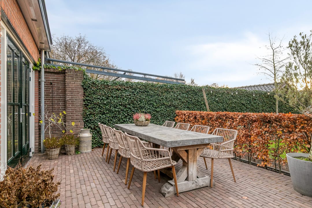 Photo 41 of Stationsweg Oost 170