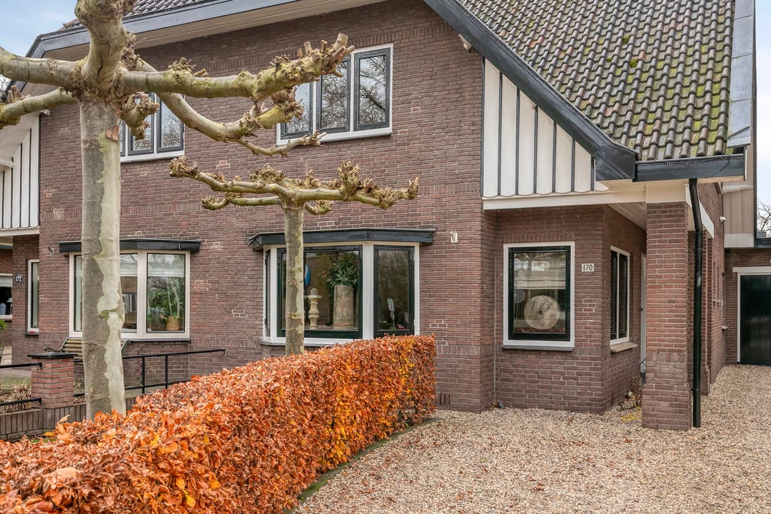 Photo 46 of Stationsweg Oost 170