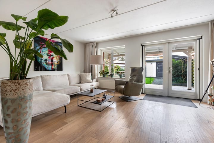 Photo 7 of Peseta 30