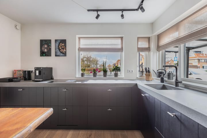 Photo 14 of Peseta 30