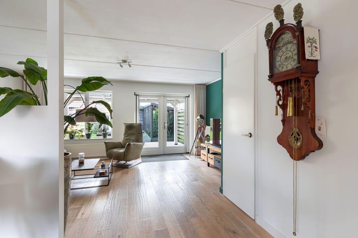 Photo 16 of Peseta 30