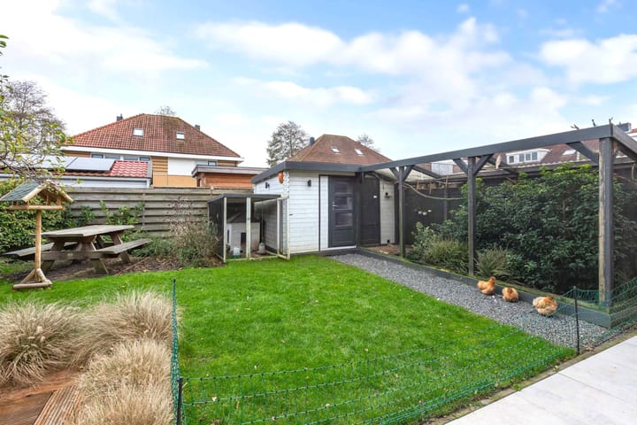 Photo 18 of Peseta 30