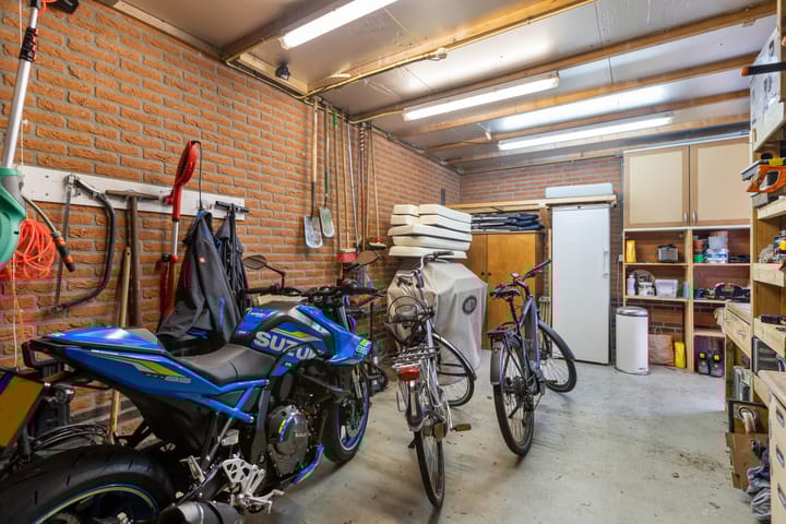 Photo 23 of Peseta 30