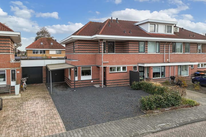 Photo 38 of Peseta 30