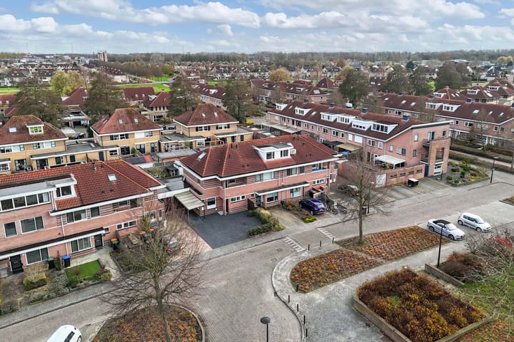 Photo 39 of Peseta 30