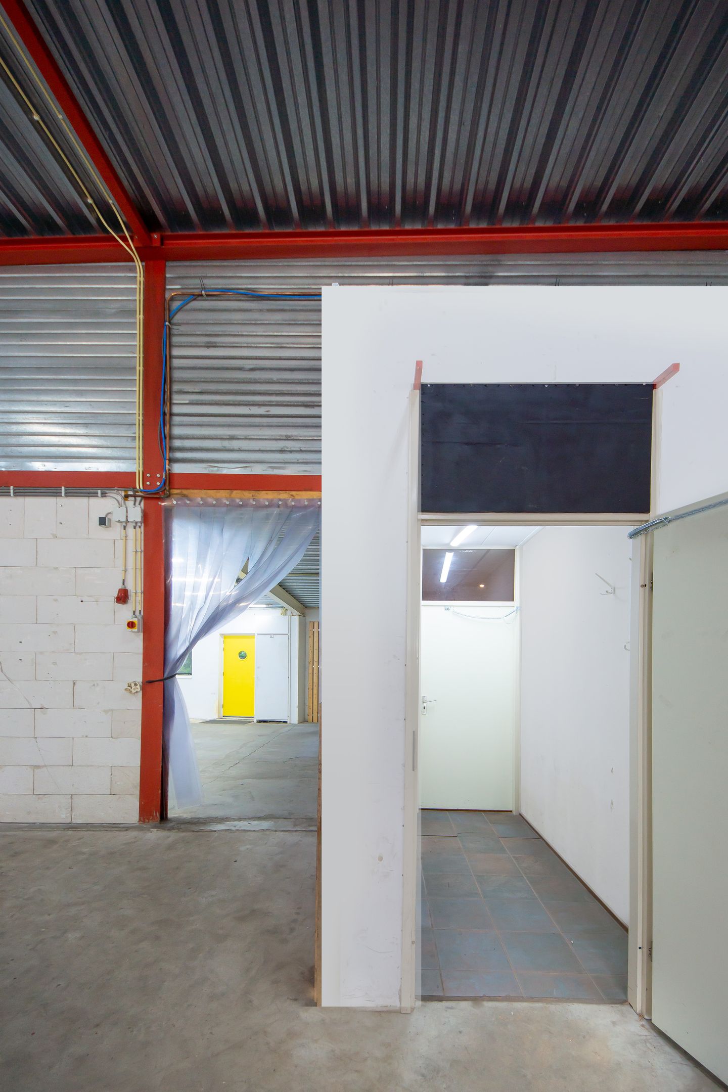 View photo 5 of Wallerstraat 135