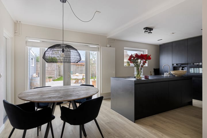 Foto 6 van Koepelstraat 8