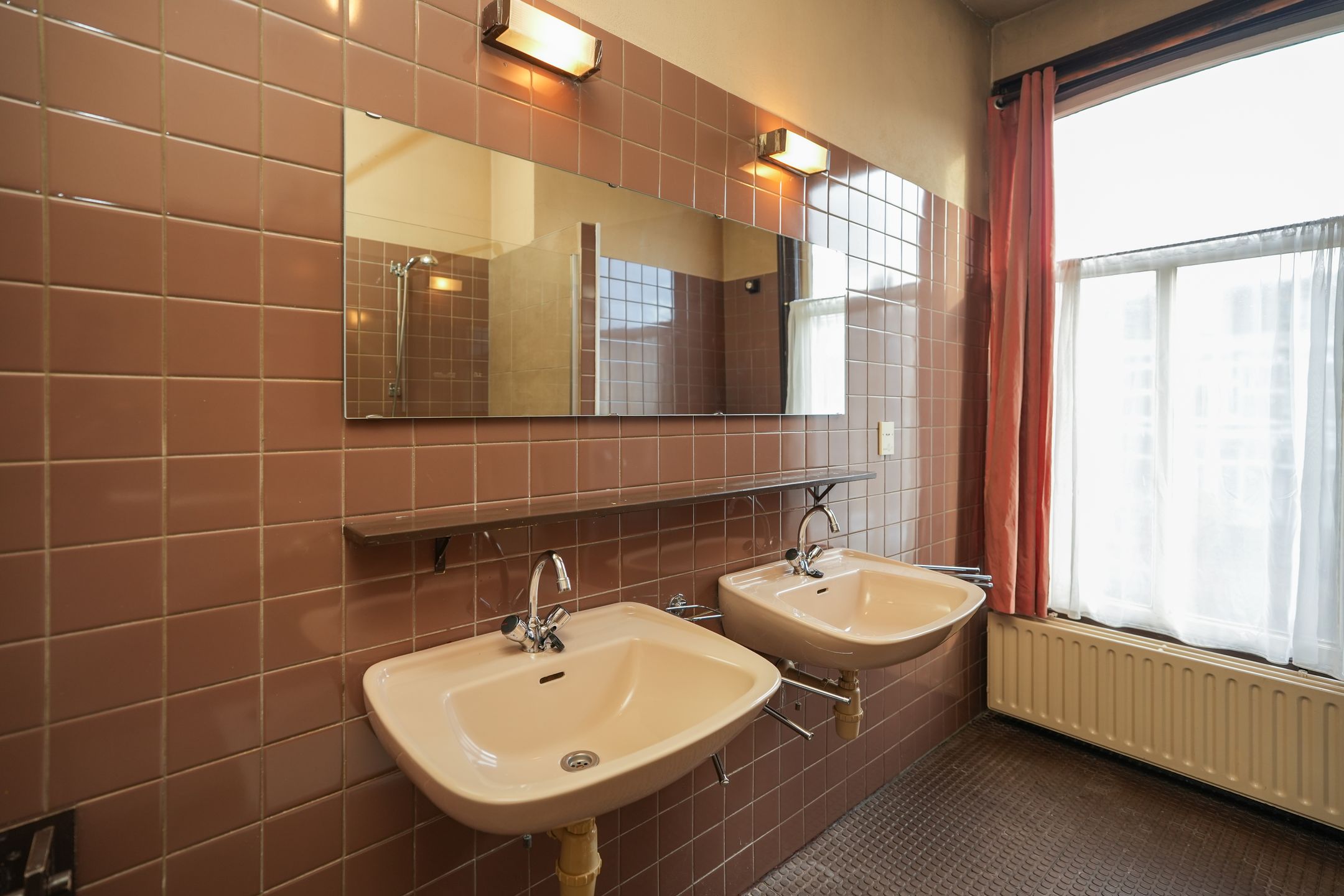 Foto 27 van St. Annastraat 154