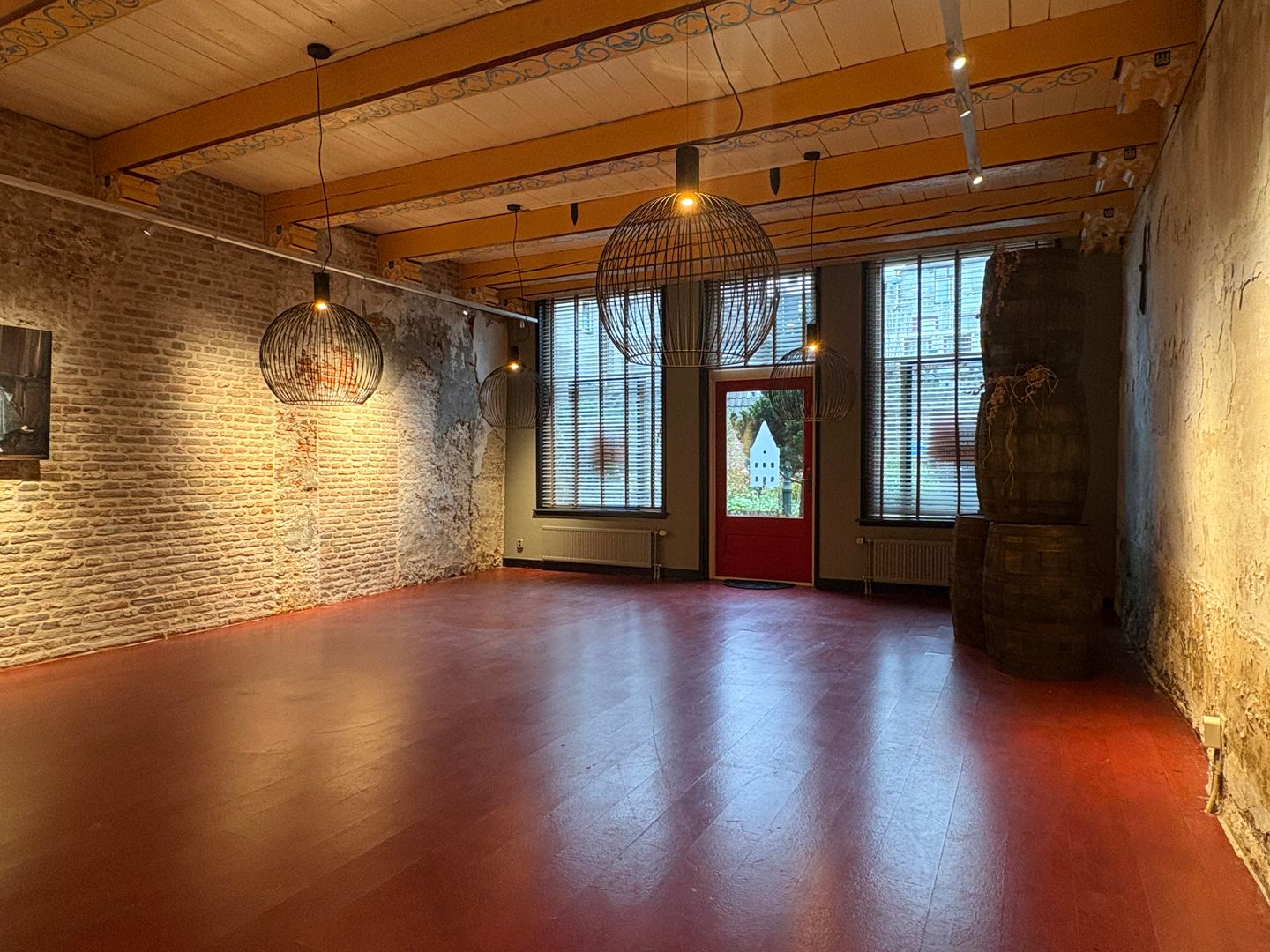 Bekijk foto 2 van Voorstraat 20