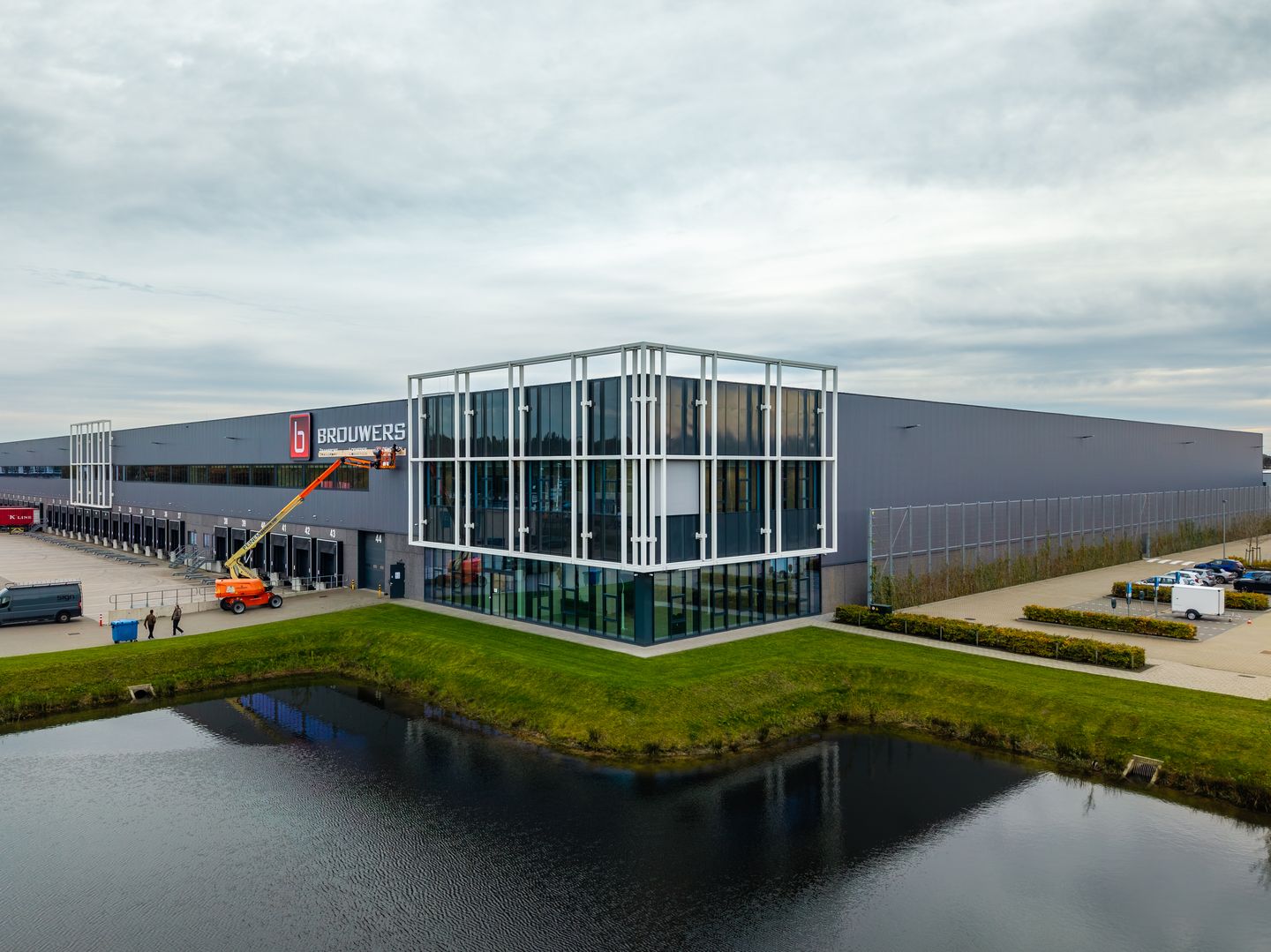 View photo 4 of Lipsstraat 66