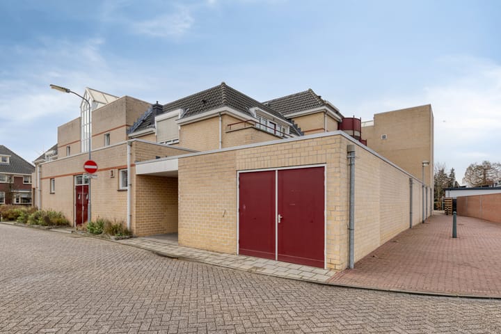 Photo 5 of Spoorstraat 13-5