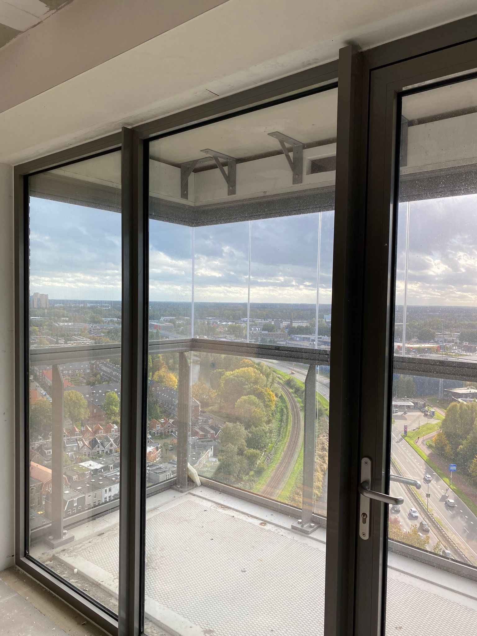 Photo 15 of Friesestraatweg 141-81