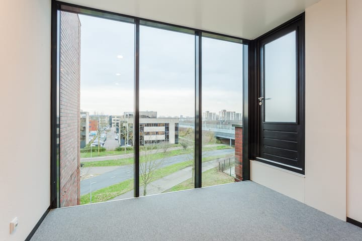 Foto 6 van Louis Armstrongweg 54-D