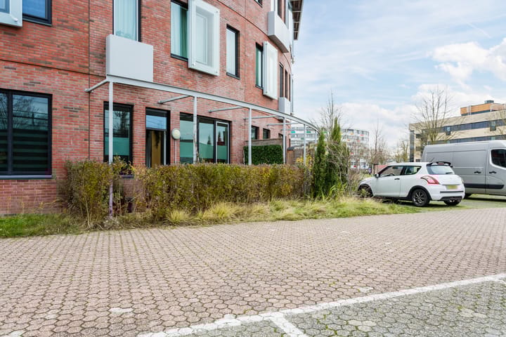 Foto 21 van Louis Armstrongweg 54-D