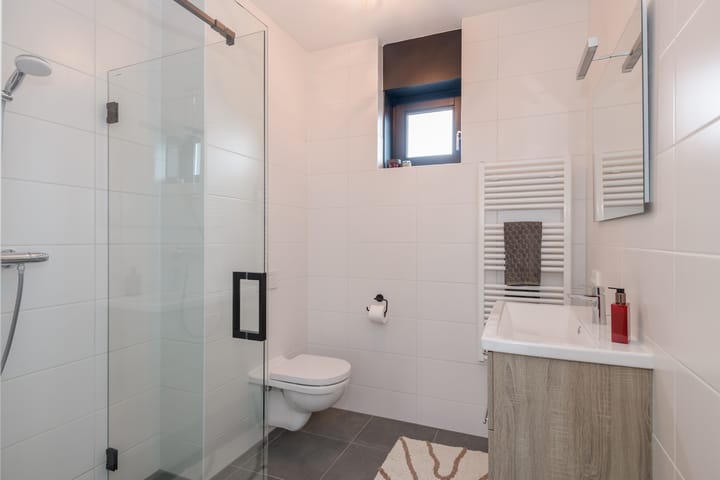 Foto 20 van Dokter J. van Heuvenweg 3