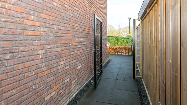 Foto 31 van Dokter J. van Heuvenweg 3