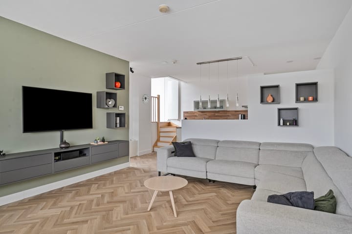 Photo 2 of Burgemeester Bracklaan 23