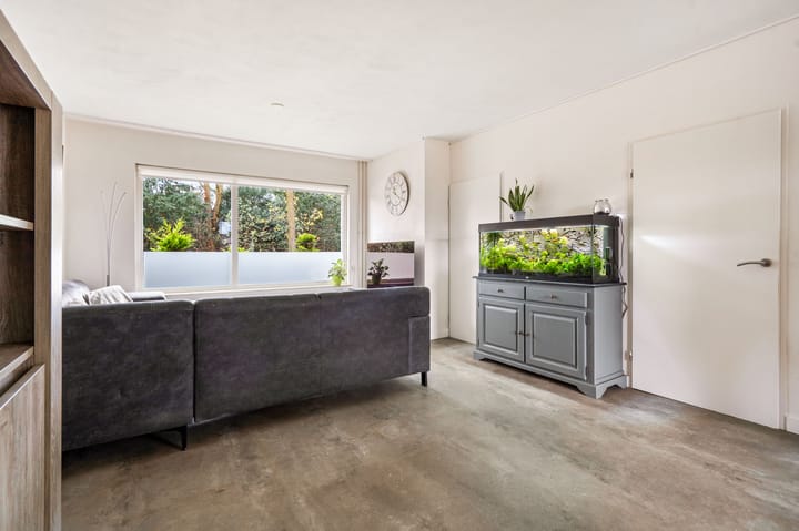 Foto 10 van Landschrijversveld 306