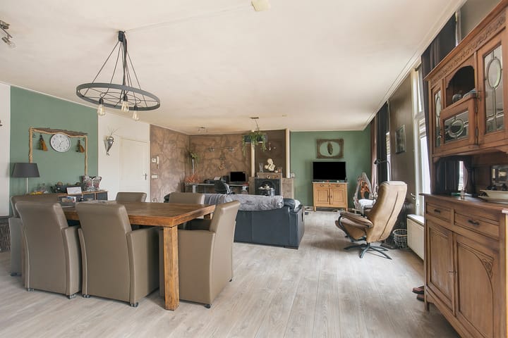 Photo 24 of Steenstraat 13