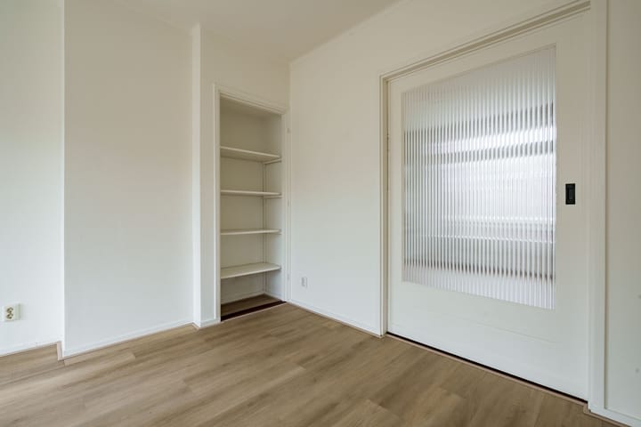 Photo 14 of Niemeijerstraat 28