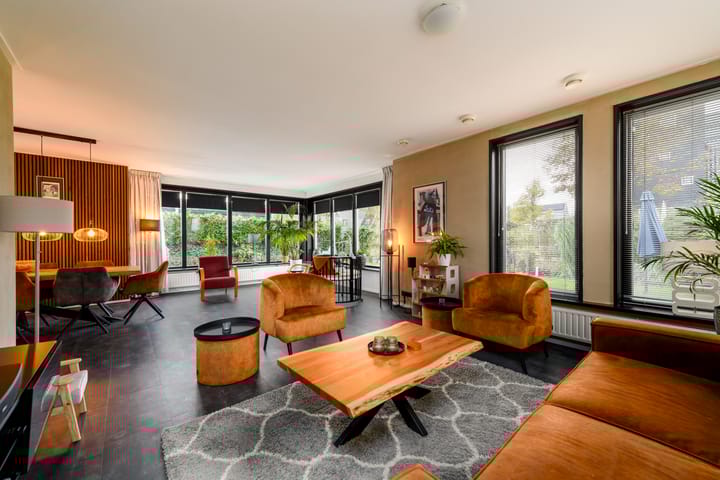 Photo 3 of Nienke van Hichtumweg 97