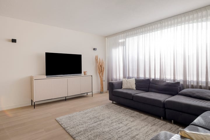 Photo 12 of Parijsstraat 39