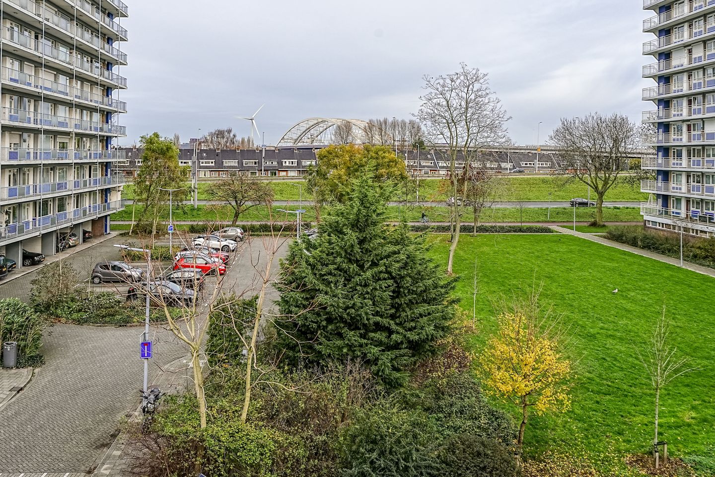 Foto 35 van Bichon van IJsselmondelaan 18