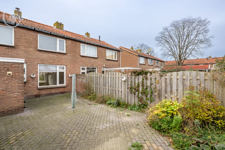 Photo 21 of Prinses Marijkestraat 10