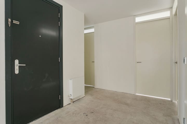 Photo 2 of Artemisstraat 7