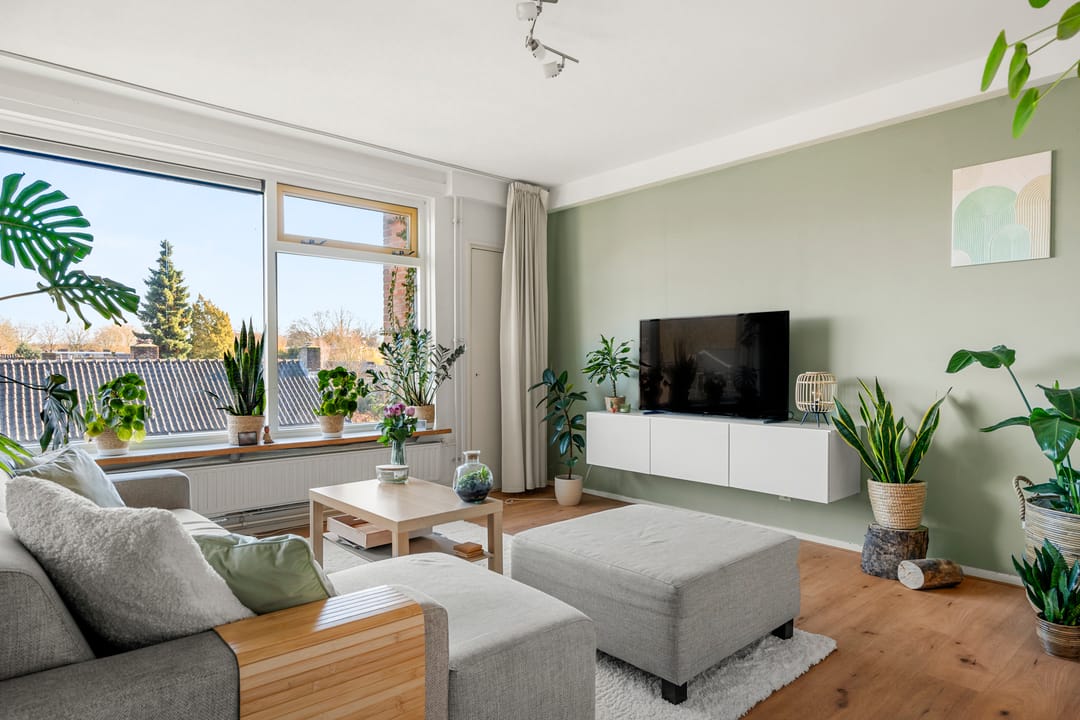 Foto 13 van Van 't Hoffstraat 23-II