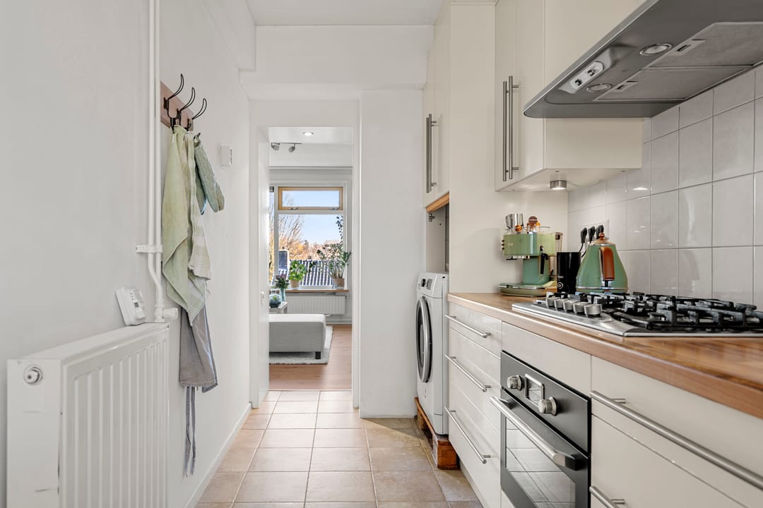 Foto 23 van Van 't Hoffstraat 23-II