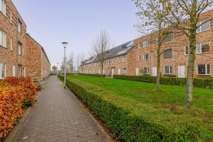 Foto 36 van Sneekermeerplantsoen 24