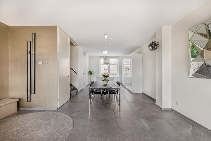 Photo 15 of Ellen Vogelstraat 16