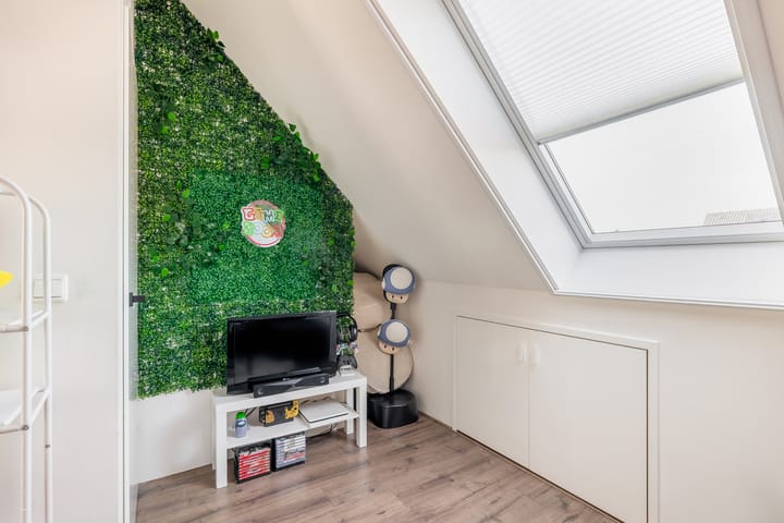 Photo 42 of Ellen Vogelstraat 16