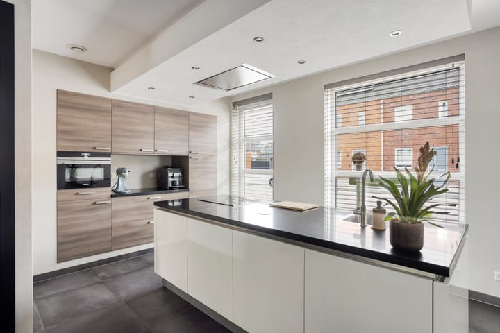 Photo 7 of Avondrood 30